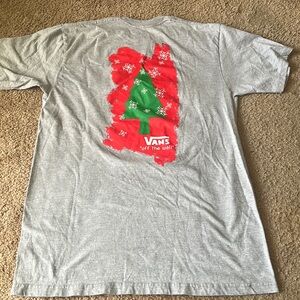 Gray Men’s Christmas tree Vans t shirt medium